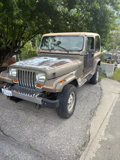 Ran when parked Thought I had time for it but someone could actually have the time . Price obo no ba...