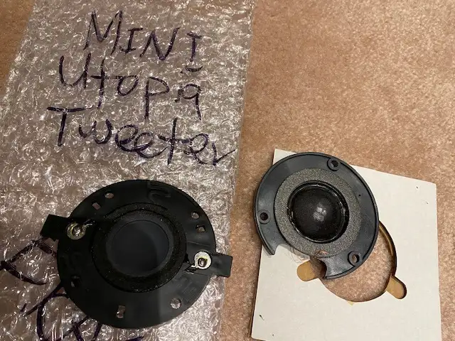 Collection of high end and brand name Speakers and Tweeters in Speakers in Markham / York Region - Image 4