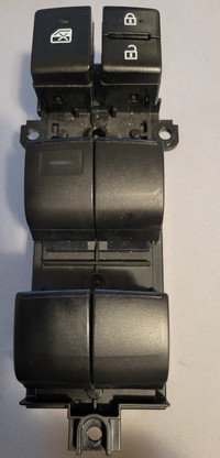 Toyota Rav 4 xle power window and doorlock controls