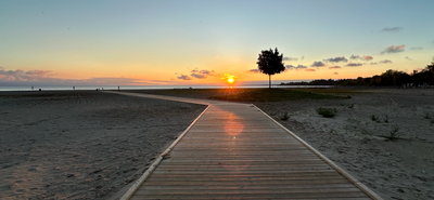 Comfortable, clean year-round 2 bedroom cottage in a peaceful, private off-street location. $1995 pl...