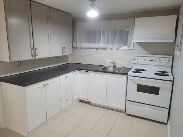 Bright One Bedroom Walkout Basement Apartment for Rent in Bolton in Long Term Rentals in Mississauga / Peel Region - Image 6