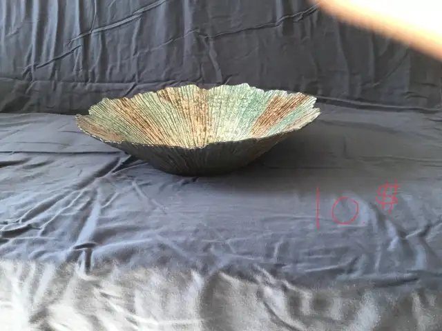 Lit pliant, chaises, miroirs in Beds & Mattresses in City of Montréal - Image 6