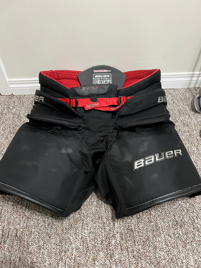 Bauer 2Xpro Goalie Pants in Hockey in Lethbridge