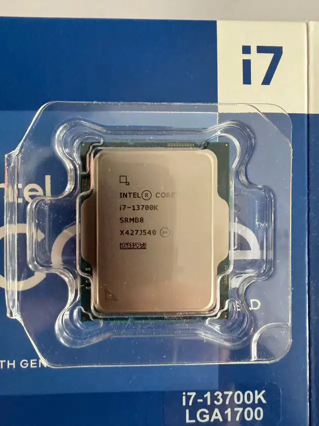 NEW Intel i7-13700K + MSI MAG Z790 TOMAHAWK WIFI (DDR5, WiFi 6E) in Desktop Computers in Markham / York Region - Image 4