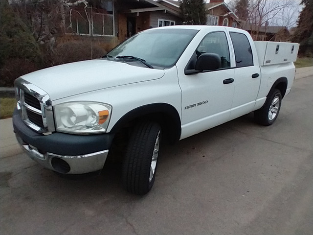 2007 Dodge 1500 SXT 4x4 6 seat 4.7 V8 power locks, windows mirro in Cars & Trucks in Edmonton - Image 4