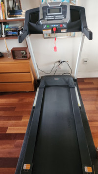 SUNNY Smart Treadmill with auto Incline- PERFECT condition