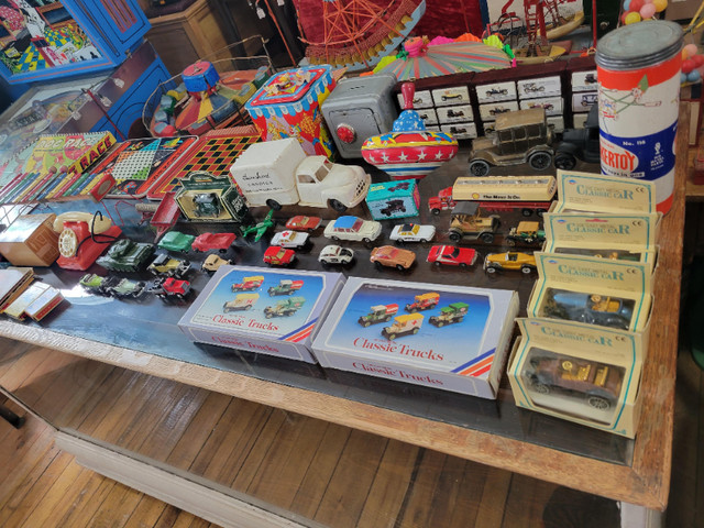 Antique Toys in Arts & Collectibles in Owen Sound