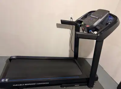 All functions work properly. Features a strong 2.5 HP drive motor Speed range is from 0.5-10 MPH Inc...