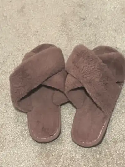 Pink fluffy home slippers, View more