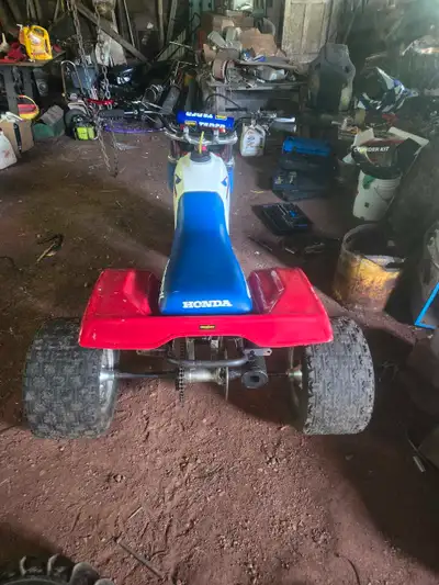 Has fresh rebuilt topend with athena 240 big bore kit and new honda oem valve seals and timing chain...