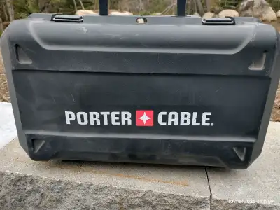Cette item est NEUF et n'a jamais été utilisé. 7,0 A, 120 V, AC uniquement, 10 000 tr/min. 1 cm O.D....