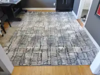 NEW Large Multi Shade Grey And Ivory Area Rug -6’6x9’
