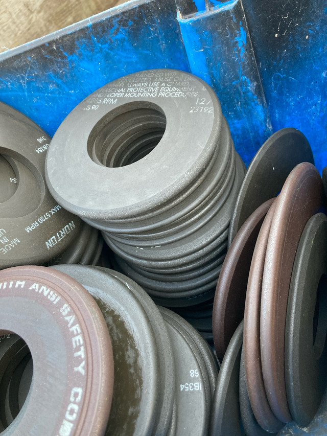 Form grinding wheels in Other in Kitchener / Waterloo - Image 3