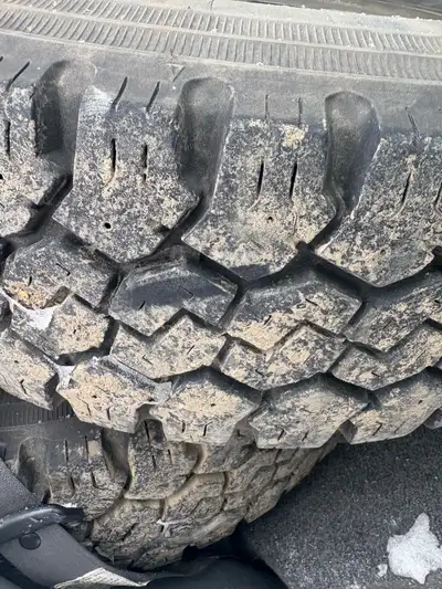 Set of 4 Toyo m55 on rims. Like new. Rims are 5x5.5