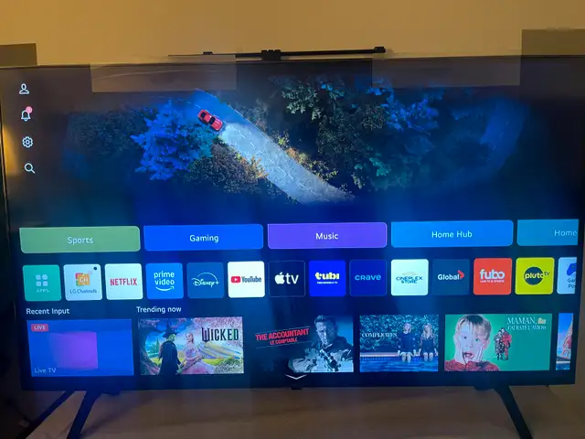 LG 55 inch Smart Tv in TVs in Ottawa - Image 3