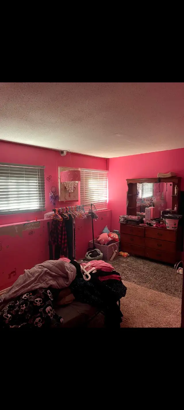 1970 Mobile home needs to be moved ASAP56x18ft 4 bed plus den in Houses for Sale in Calgary - Image 4