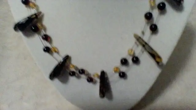 GREEN/COGNAC AMBER NECKLACE62863267625219121