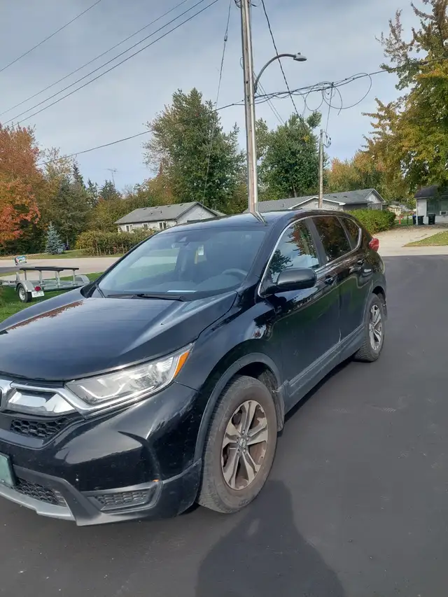 2017 Honda CRV for sale 175000km. no calls from dealers