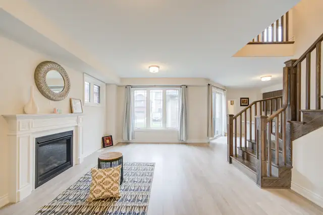 Peterborough Rooms for Rent for Female only - $650 in Room Rentals & Roommates in Peterborough - Image 4