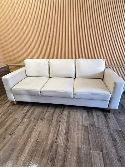 Thomasville Sofa w/Pullout Bed, View more