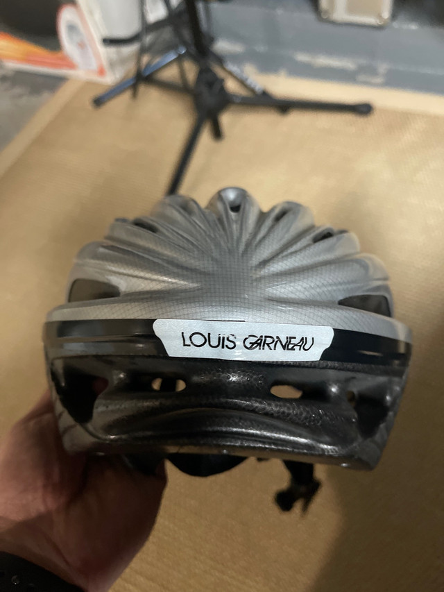 * Reduced-Louis Garneau Bicycle Helmets in Clothing, Shoes & Accessories in Renfrew - Image 4