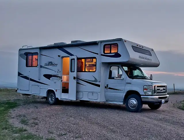 Motorisé Classe C in RVs & Motorhomes in Lanaudière - Image 9