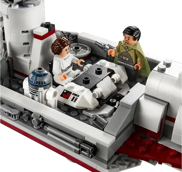 BRAND NEW LEGO  75244  Star Wars Tantive IV in Toys & Games in Mississauga / Peel Region - Image 4
