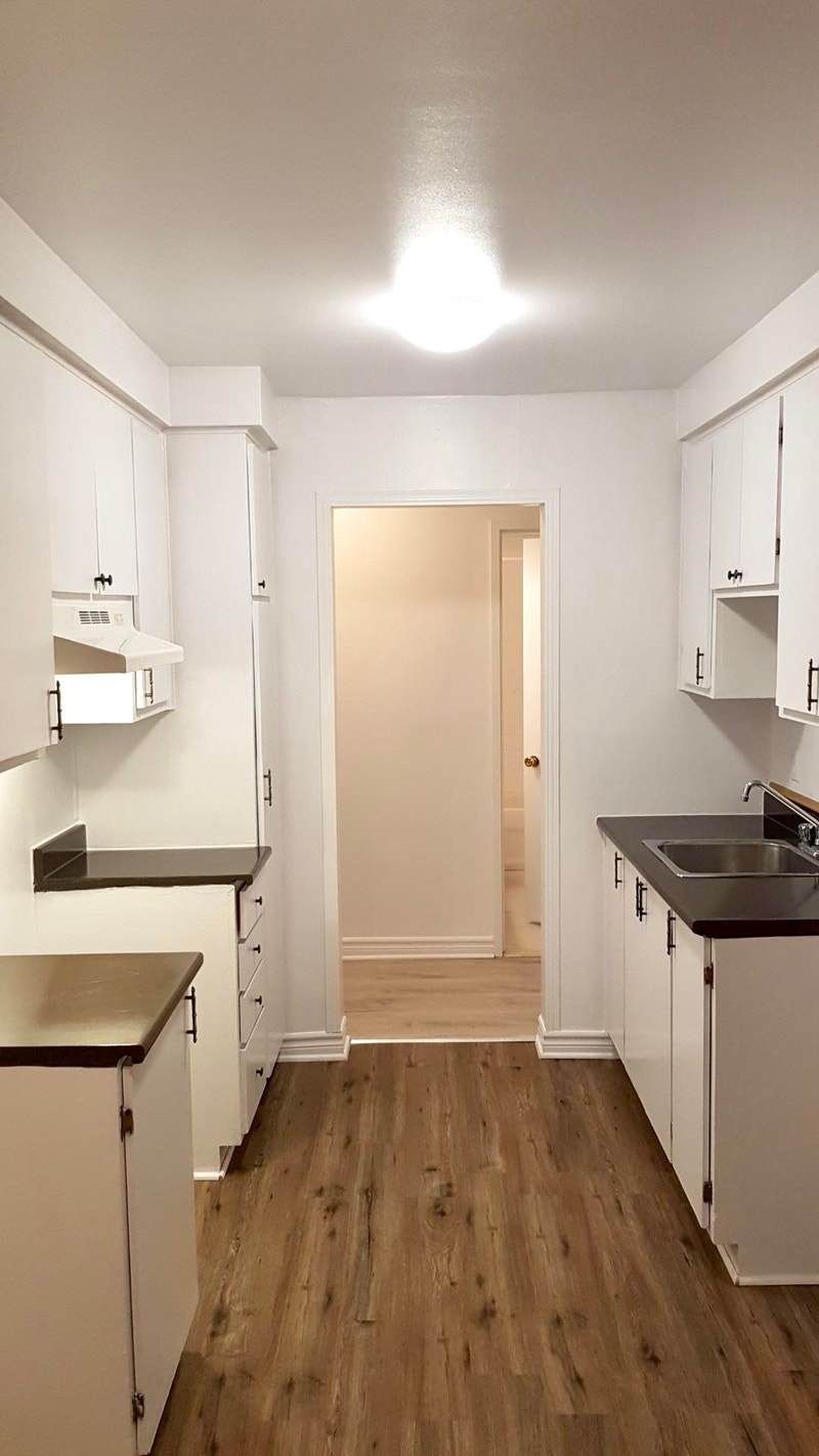 4 1/2 fraîchement rénové pointe aux trembles Locations longue durée