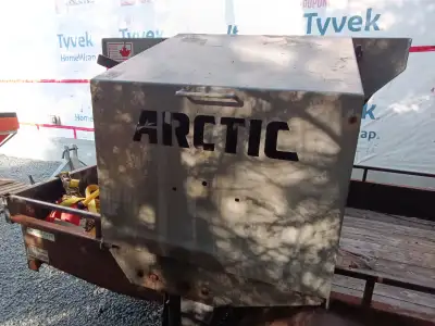 Arctic AG6 galvanized sand,salt spreader 10.5 Briggs and Stratton engine comes complete with in cab...