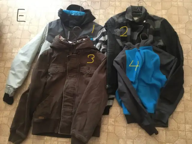 Jackets E (4 items)628632657827871211