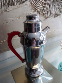 ART DECO cocktail shaker CHERRY BAKELITE HANDLE catalin 1930 BAR