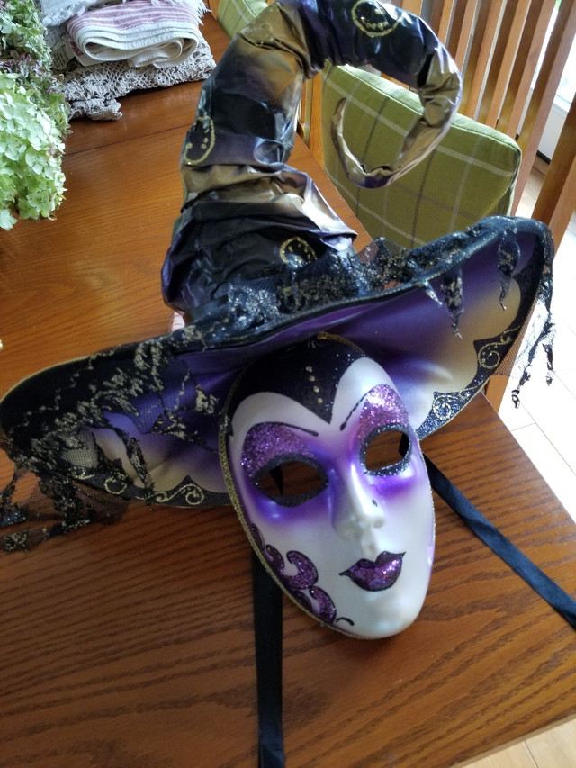 Mardi Gras Masks in Arts & Collectibles in Norfolk County