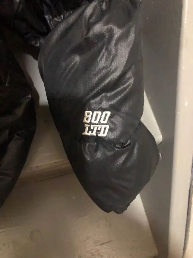 NORTH FACE JACKET in Men's in Mississauga / Peel Region - Image 3