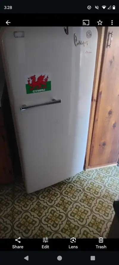 Antique round top fridge sold ppu, View more