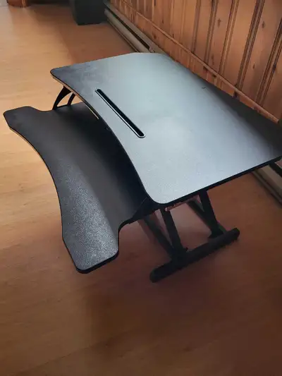 Élévateur de bureau debout-assis, View more