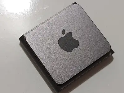 Apple iPod Shuffle 4th Generation A1373 ., View more