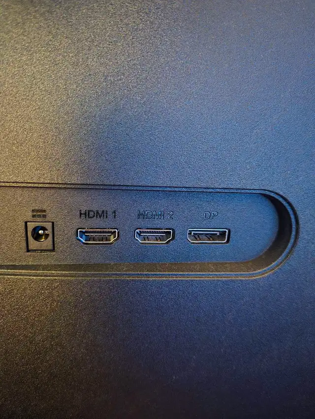 27" 1440p 100hz monitor  in Desktop Computers in Kingston - Image 3