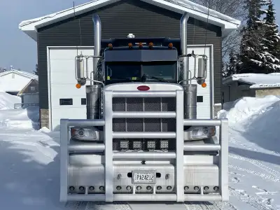 2021 Peterbilt 389 New Motor, new clutch with 2 year warranty
