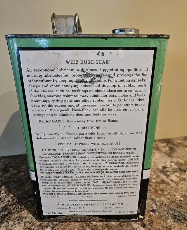 Vintage Whiz hush-shak oil can in Arts & Collectibles in Kelowna - Image 4
