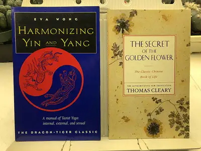 Textbook Lot #215, View more