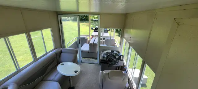 20'PONTOON HOUSE BOAT-50HP YAMAHA 4STROKE-TRAILER OPTIONAL $3000 in Powerboats & Motorboats in Brantford - Image 8