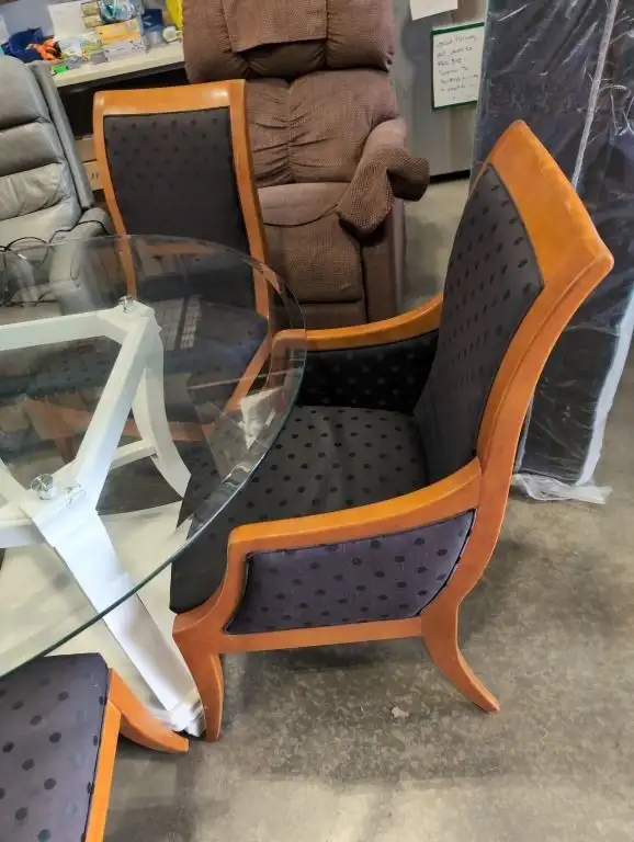 GLASS TOP TABLE 4 AMAZING CHAIRS62863734211715121