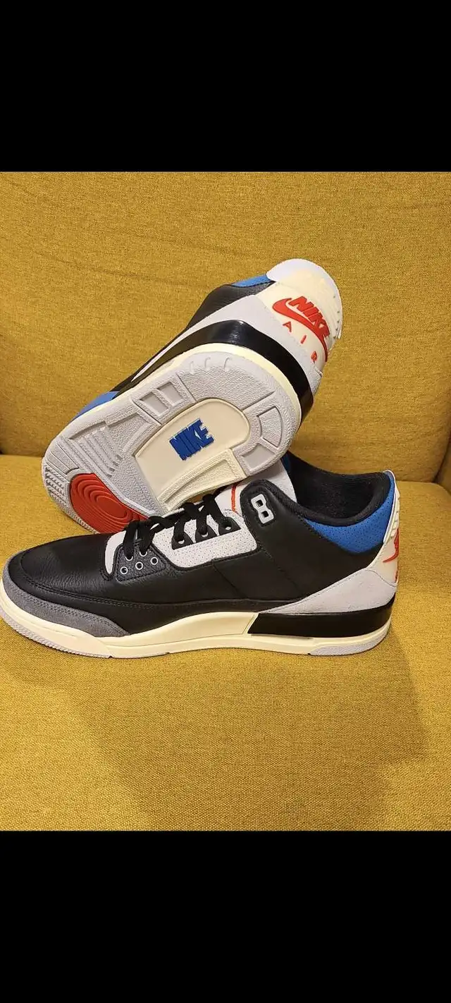 Jordan 3 Rare Air in Men's Shoes in Edmonton - Image 2