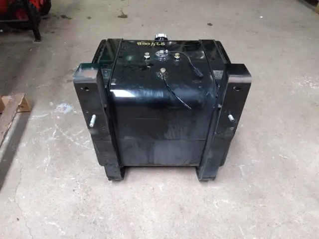 Réservoir neuf 70 -80 gallons camion generatrice pompe truck + in Other in Trois-Rivières - Image 7