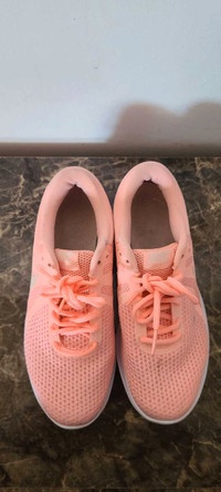 Pink Nike women Size 8.5