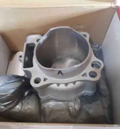 Brand new 488cc big bore kit with vertex piston and rings. Bolts right on to your 450 gasket kit inc...