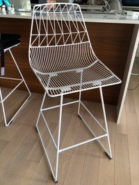 Bend bar stool chairs (x3)