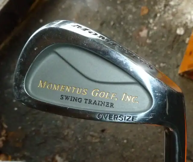 Momentus Weighted Swing Trainer Right Handed Golf Club Iron RH in Golf in Sudbury - Image 2