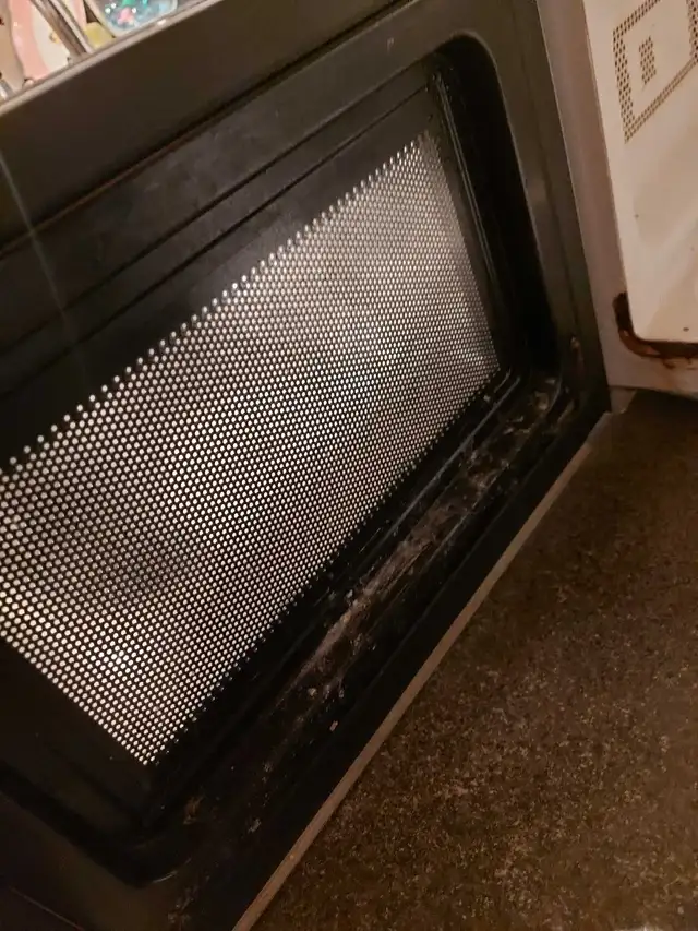 Hamilton beach microwave...PLEASE READ AD FIRST441074681203271684