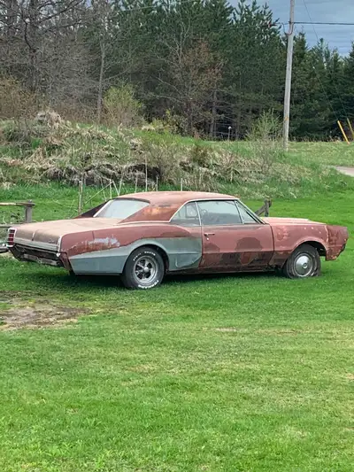 1966 Oldsmobile Cutlass project car, original V-8 330 Rocket, automatic, 2 door coupe, bucket seats...
